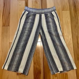 Striped linen capris